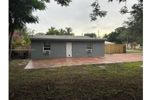 1185 NW 125th St B, North Miami, FL 33168 - MLS#A11864249