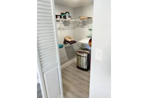 300 W Palm Cir W 105 Pembroke Pines, FL 33025 - MLS#A11864263
