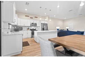 9265 NW 16th St 9265, Pembroke Pines, FL 33024 - MLS#A11864269