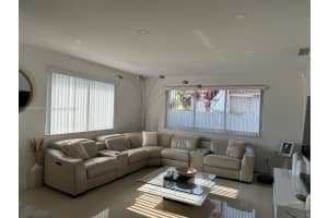 260 NW 57th Ct, Miami, FL 33126 - MLS#A11864286