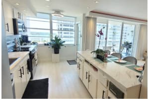 18071 Biscayne Blvd APT 1704, Aventura, FL 33160, - MLS#A11864288