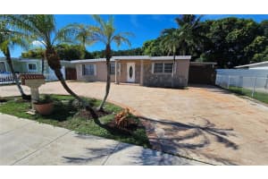 453 E 61st St, Hialeah
