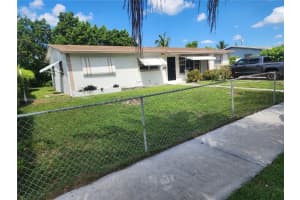 17200 Nw 11th Ave Miami Gardens, FL 33169 - MLS#A11864354
