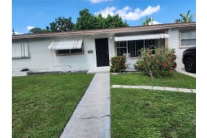 17200 Nw 11th Ave Miami Gardens, FL 33169 - MLS#A11864354