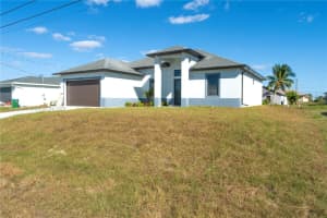 1407 Ne 5th Ave, Cape Coral