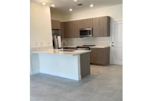 4606 Nw 83rd Path Doral, FL 33166 - MLS#A11864388