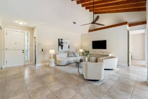 8001 Royal Palm Cir 57, Tamarac