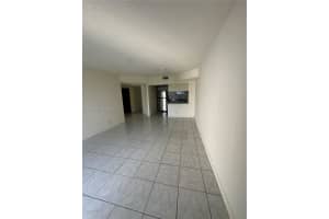 8290 Lake Dr 522 Doral, FL 33166 - MLS#A11864441