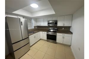 11930 Ne 19th Dr 16 North Miami, FL 33181 - MLS#A11864449