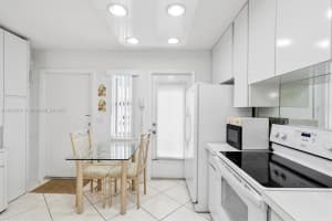 1891 S Ocean Dr 202 Hallandale Beach, FL 33009 - MLS#A11864451