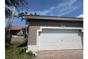 2420 E Aragon Blvd 3, Sunrise, FL 33313 - MLS#A11864461