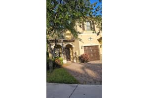 8785 Nw 116th Ct 1 Doral, FL 33178 - MLS#A11864467