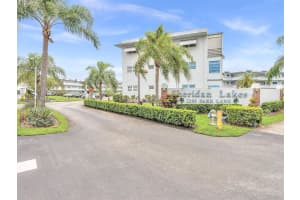 2300 Park Ln 105, Hollywood