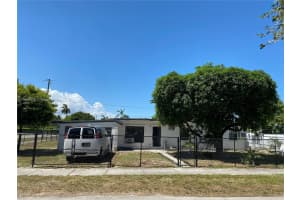 2365 Nw 89th St Miami, FL 33147 - MLS#A11864472