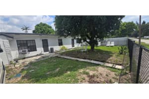 2365 Nw 89th St Miami, FL 33147 - MLS#A11864472
