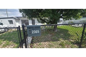 2365 Nw 89th St Miami, FL 33147 - MLS#A11864472
