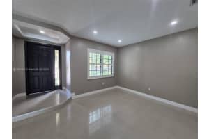 2001 NW 99th Ter 2001, Pembroke Pines, FL 33024 - MLS#A11864499