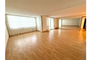 1880 S Ocean Dr 807, Hallandale Beach, FL 33009 - MLS#A11864512