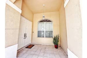 16032 Sw 63rd Ter Miami, FL 33193 - MLS#A11864533