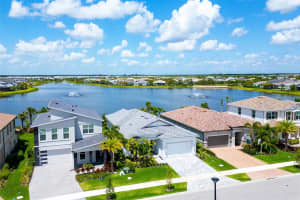 10444 Northbrook Cir, Palm Beach Gardens, FL 33412 - MLS#A11864534