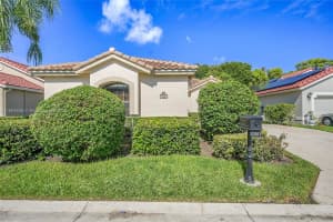 10261 S Lexington Lakes Blvd S, Boynton Beach, FL 33436 - MLS#A11864536