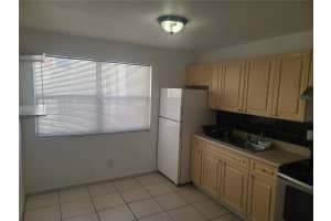 1300 Douglass Ave 3, West Palm Beach, FL 33401 - MLS#A11864554
