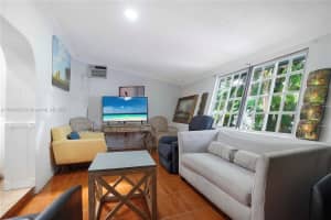 520 Ne 175th St North Miami Beach, FL 33162 - MLS#A11864558