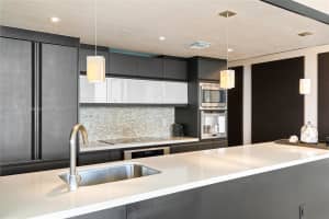 5875 Collins Ave 1902 Miami Beach, FL 33140 - MLS#A11864595