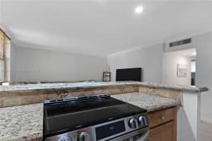 2400 NE 10th St 104-B, Pompano Beach, FL 33062 - MLS#A11864617