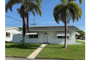 2701 Nw 52nd Ct, Tamarac