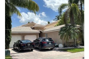 10772 Nw 71st St, Doral