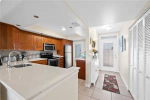2901 Nw 46th Ave 408 Lauderdale Lakes, FL 33313 - MLS#A11864736