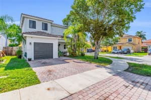 1635 SE 20th Ter, Homestead, FL 33035 - MLS#A11864739