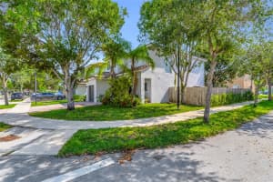 1635 SE 20th Ter, Homestead, FL 33035 - MLS#A11864739