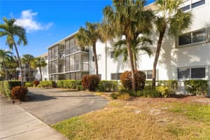 701 Ne 1st Ct 209 Hallandale Beach, FL 33009 - MLS#A11864740