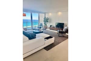 100 Bayview Dr 1906, Sunny Isles Beach, FL 33160 - MLS#A11864751