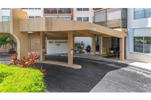 1100 Saint Charles Pl 219 Pembroke Pines, FL 33026 - MLS#A11864755