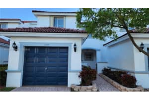 11444 Nw 48th Ter, Doral