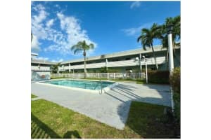 4251 Nw 5th St 239, Plantation