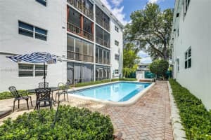 1280 SE 2nd Ct 1, Fort Lauderdale, FL 33301 - MLS#A11864767