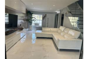 8310 SW 154th Ave 27, Miami, FL 33193 - MLS#A11864793