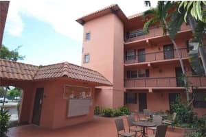 680 Tennis Club Dr 107 Fort Lauderdale, FL 33311 - MLS#A11864821