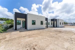 12330 Sw 219th St, Miami