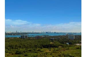 14951 Royal Oaks Ln 1909 North Miami, FL 33181 - MLS#A11864832