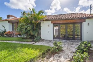 6350 Pinetree Dr Miami Beach, FL 33141 - MLS#A11864865