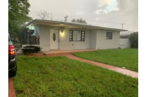 121 Nw 188th St, Miami Gardens
