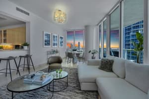 100 S Pointe Dr 2208, Miami Beach, FL 33139 - MLS#A11864900