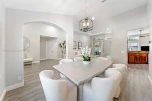 2587 Jardin Ct, Weston, FL 33327 - MLS#A11864916