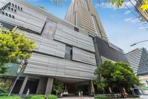 88 Sw 7th St 2910, Miami