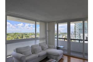 3200 Collins Ave 7-4, Miami Beach